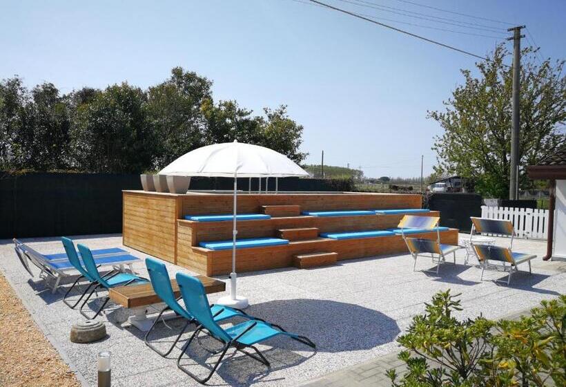 Standard room with outdoor bath, Villa Roma Holidays