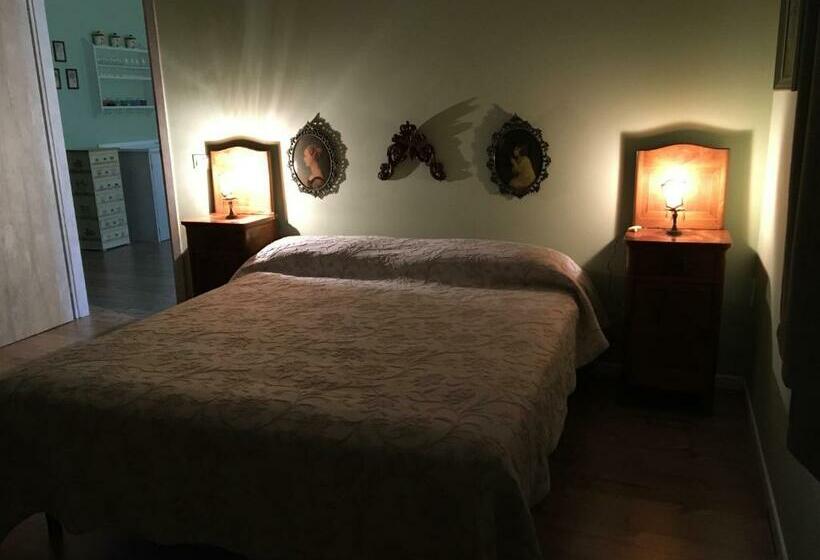 低层单卧公寓, Corte San Giuliano