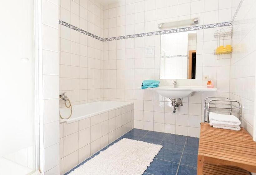 Апартаменты 2 Спальни, Gasthof Pension Rabl