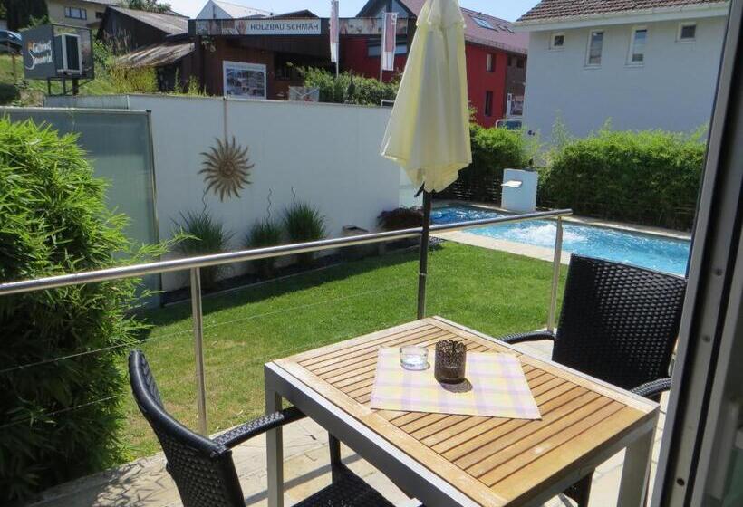Студио Стандарт с Террасой, Gästehaus Sommertal