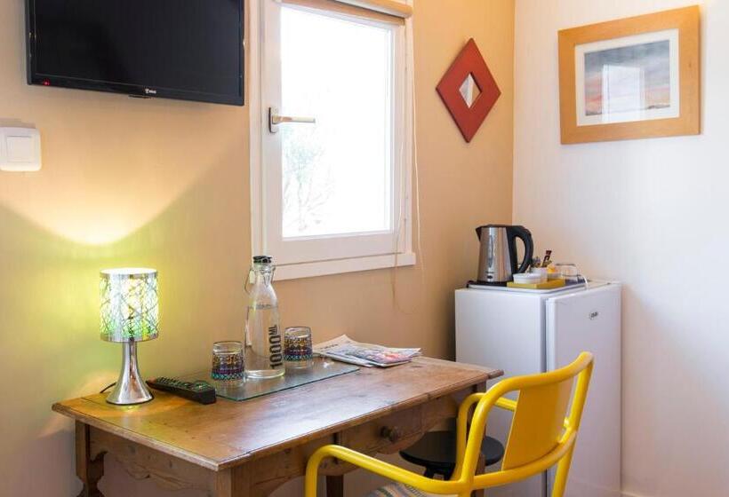 Четырехместный Номер Стандарт, Les Yeux Bleus Bed & Breakfast
