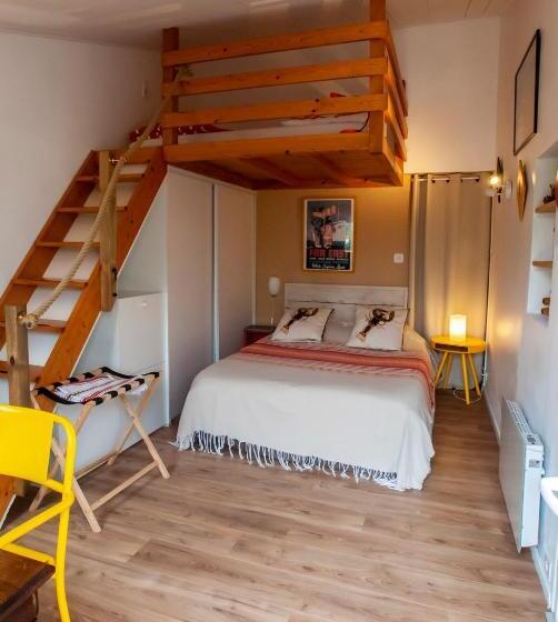 Четырехместный Номер Стандарт, Les Yeux Bleus Bed & Breakfast