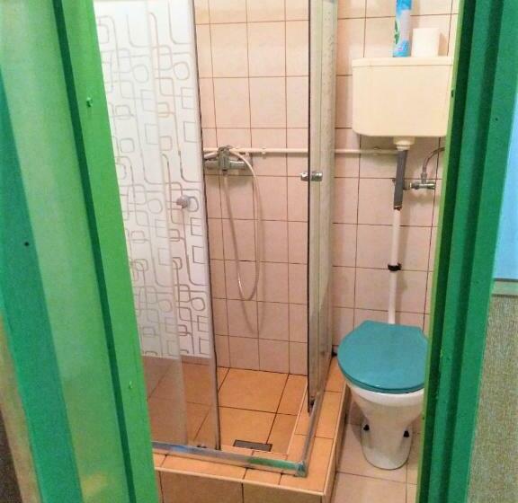 Quarto Quádruplo Estandar, Brindza Vendégház