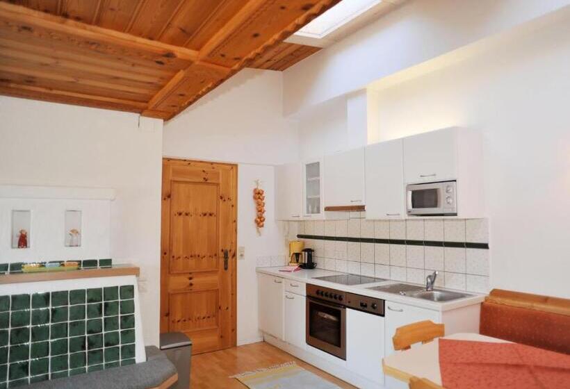 Апартаменты 2 Спальни, Landhaus & Ferienwohnungen Bergrast