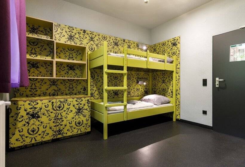 Семейный Номер, Youth Hostel Würzburg
