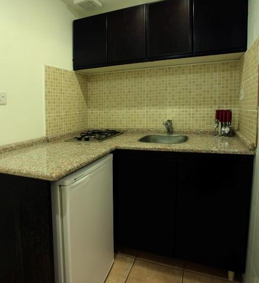 استودیوی لوکس, Barakat Hotel Apartments
