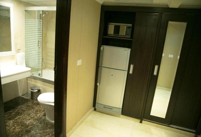 سوئیت پرزیدنت, Queens Suite