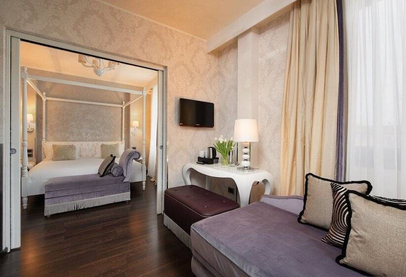 سوییت, Carnival Palace   Venice Collection