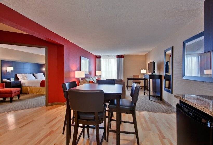 Suíte, Holiday Inn Express Hotel & Suites Chatham South, An Ihg