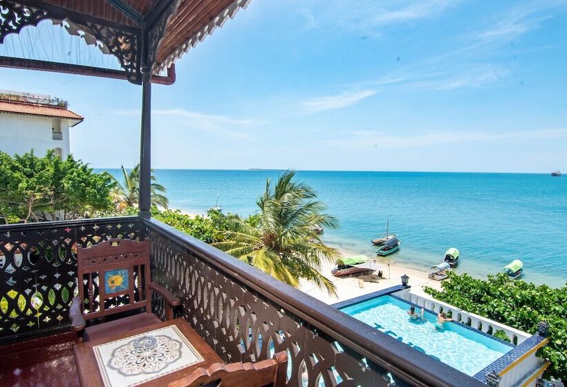 Полулюкс Вид на Море, Tembo House