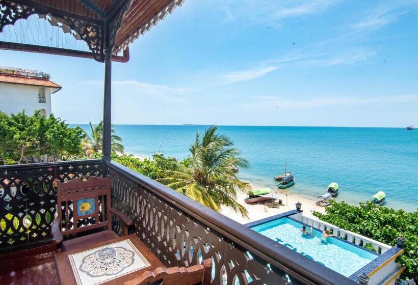 Полулюкс Вид на Море, Tembo House