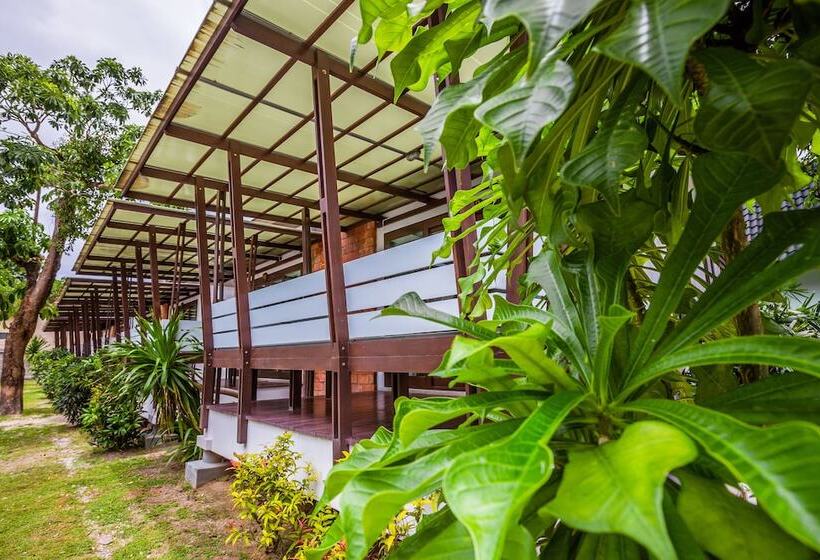 デラックスバンガロー, Phi Phi Andaman Beach Resort