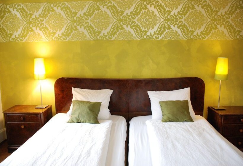 חדר סטנדרט חדר אמבטיה משותף, The Bed + Breakfast