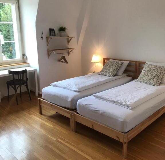 Трехместный Номер Стандарт Совместная Ванная, The Bed + Breakfast