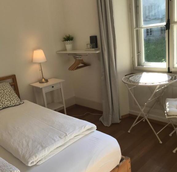 חדר סטנדרט, The Bed + Breakfast