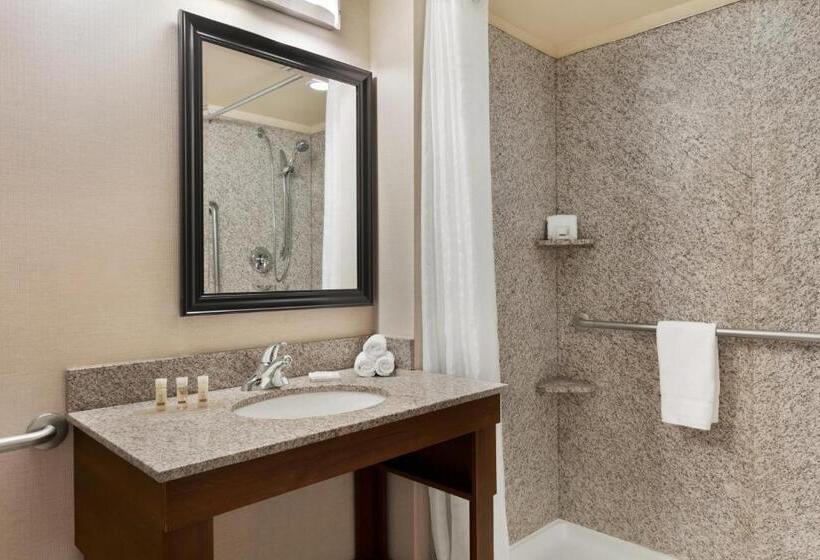 Люкс Адаптированный для Инвалидов, Days Inn & Suites By Wyndham Sherwood Park Edmonton