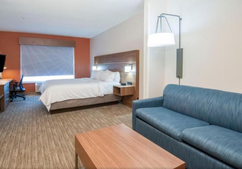 스위트 킹사이즈 침대, Holiday Inn Express Hotel & Suites Biloxi  Ocean Springs, An Ihg