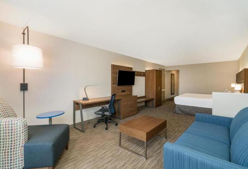 스위트 킹사이즈 침대, Holiday Inn Express Radcliff Fort Knox, An Ihg