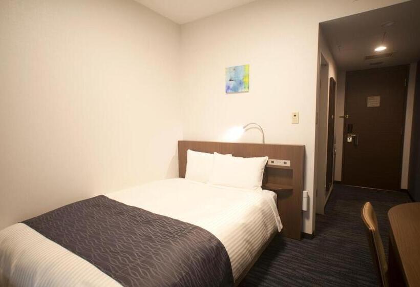 اتاق استاندارد یک نفره, Port Plaza Chiba
