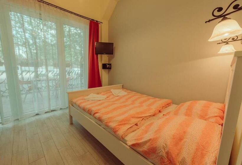 Quarto Estandar, Pater Apartments And Rooms