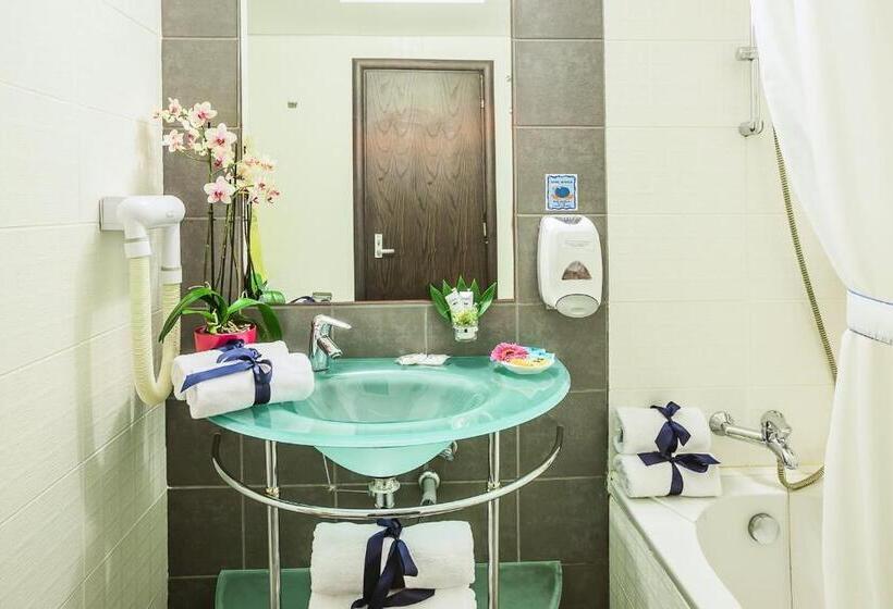 Номер Superior Вид на Горы, Xenios Anastasia Resort & Spa