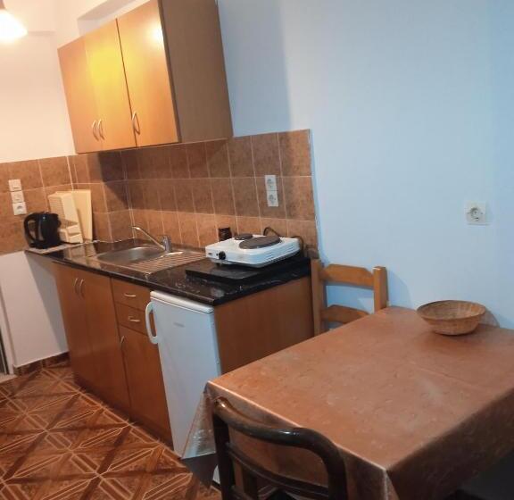 Номер Стандарт Трехместный, Denise Apartments