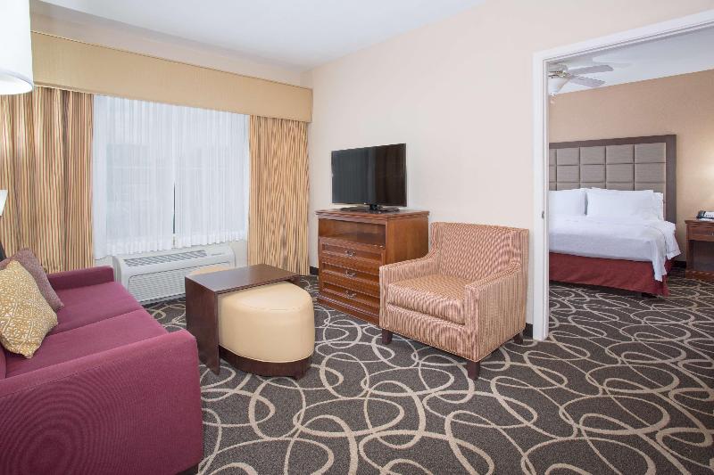 Люкс Кровать Кинг, Holiday Inn & Suites Lloydminster, An Ihg