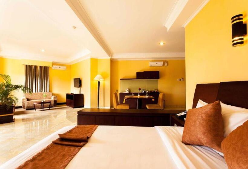 اتاق لوکس با چشمانداز باغ, Aston Niu Manokwari Hotel & Conference Center