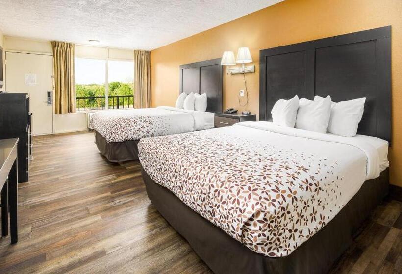 Номер Стандарт, Americana Inn A Travelodge By Wyndham