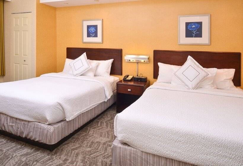 スタンダードスタジオ, Springhill Suites Pittsburgh Mills
