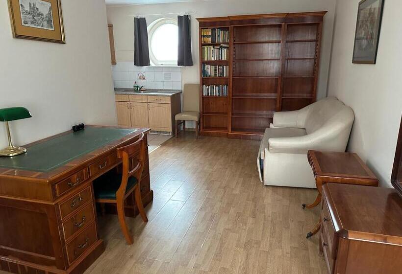 Chambre Triple Supérieure, Poleczki Residence Apartments