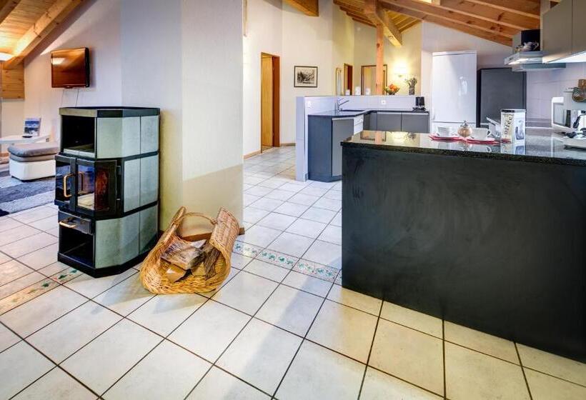 带1个卧室的顶楼公寓, Apartments Patricia