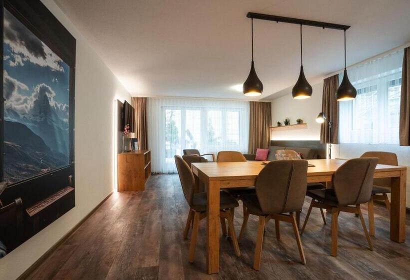 带阳台两卧公寓, Apartments Patricia