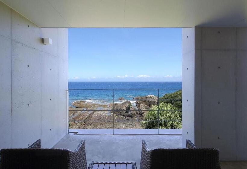 חדר דלוקס נוף לים, The Hotel Yakushima Ocean & Forest