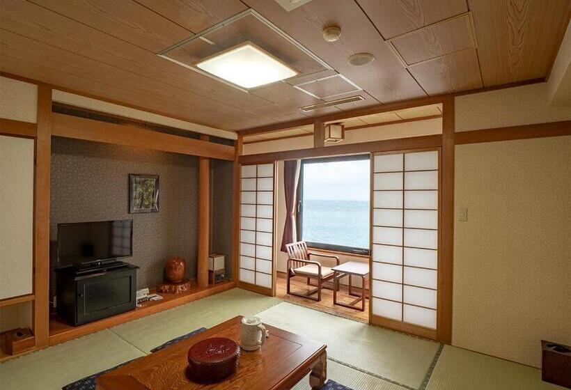 חדר סטנדרט נוף לים, The Hotel Yakushima Ocean & Forest