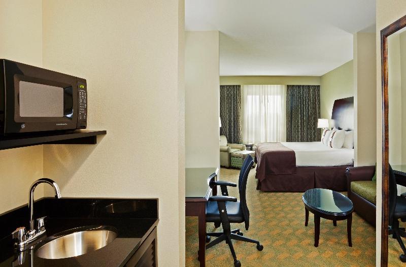 キングサイズベッドのスタンダードルーム, Holiday Inn Rock Hill, An Ihg