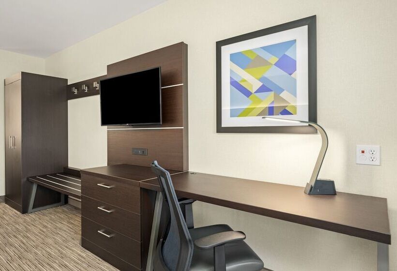 Люкс Адаптированный для Инвалидов, Holiday Inn Express Hotel & Suites Marysville, An Ihg