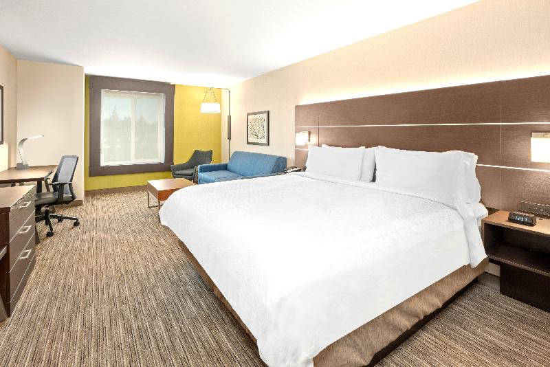 Люкс Кровать Кинг, Holiday Inn Express Hotel & Suites Marysville, An Ihg