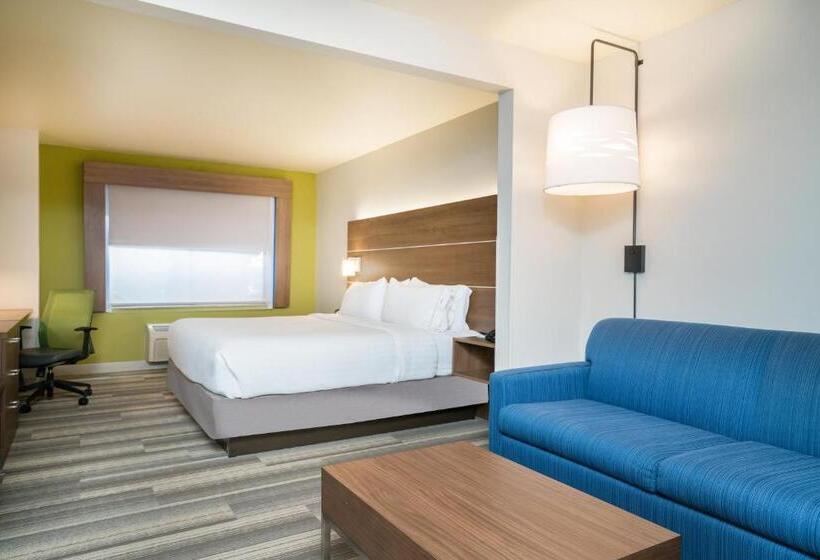 חדר אקזקיוטיב חדר קינג, Holiday Inn Express & Suites Rocky Mount Smith Mountain Lake, An Ihg