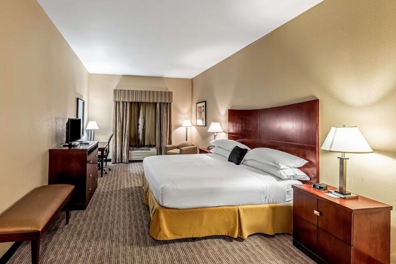 스탠다드 룸 킹사이즈 침대, Red Lion Inn & Suites Mineral Wells