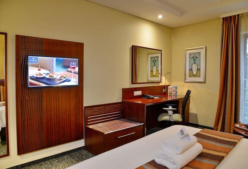 Номер Стандарт, City Lodge Hotel Fourways