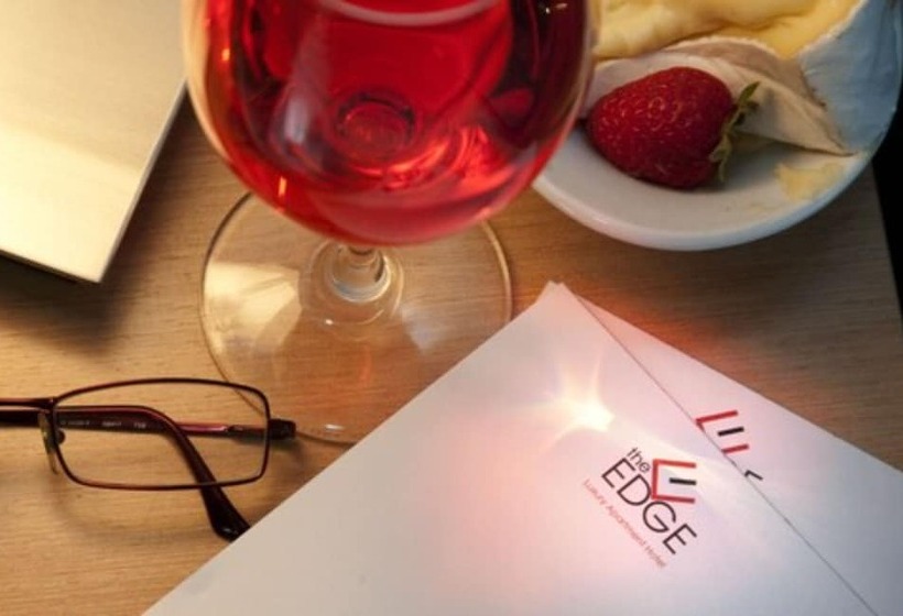 침실 1개 아파트, Edge Apartment