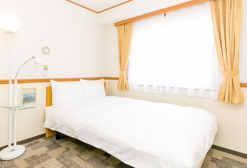 Номер Economy, Toyoko Inn Gifu