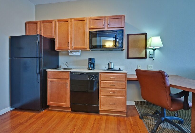 스탠다드 스튜디오, Candlewood Suites Clarksville By Ihg