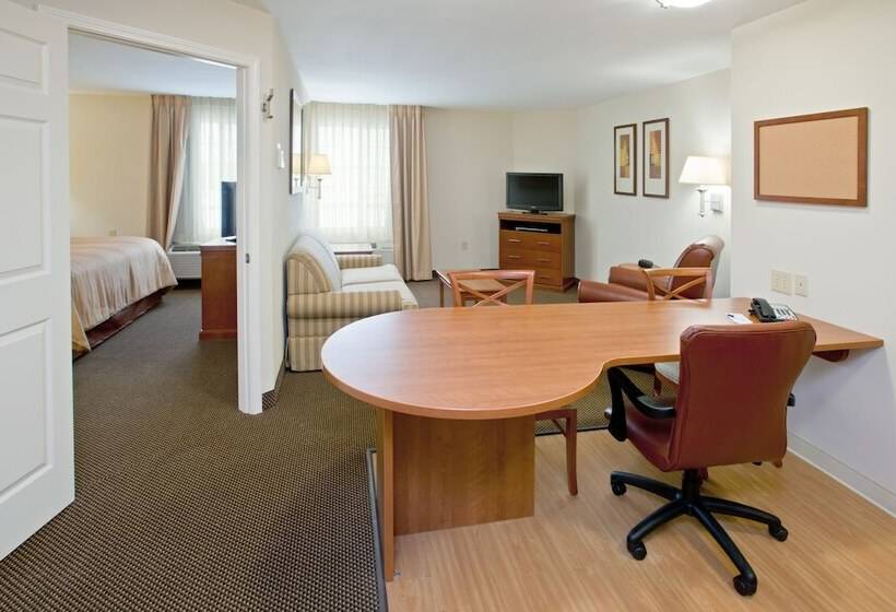 Люкс, Candlewood Suites Radcliff   Fort Knox, An Ihg