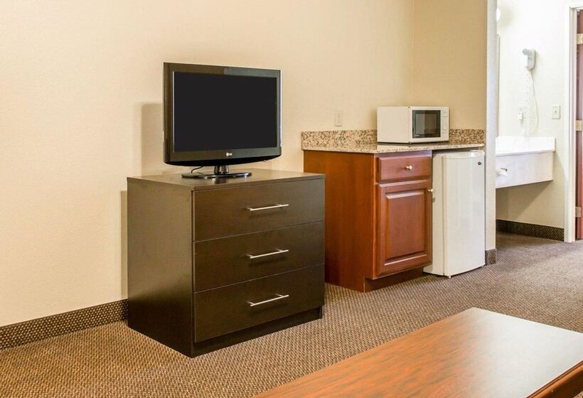 Люкс Кровать Кинг, Quality Inn & Suites Niles
