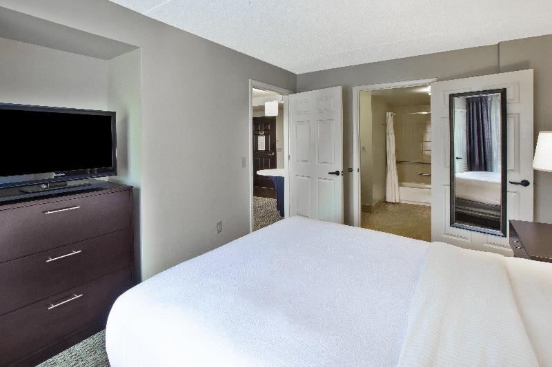 Люкс Кровать Кинг, Staybridge Suites Cleveland Mayfield Heights Beachwood, An Ihg