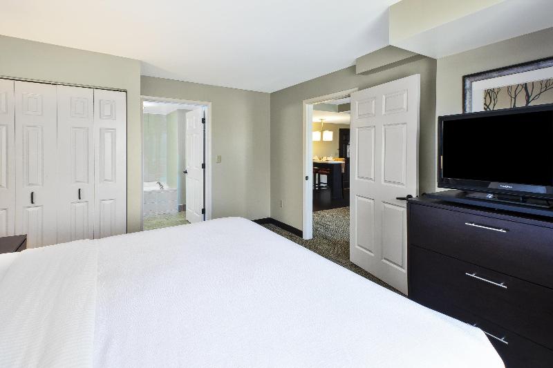 Люкс 2 Спальни, Staybridge Suites Cleveland Mayfield Heights Beachwood, An Ihg