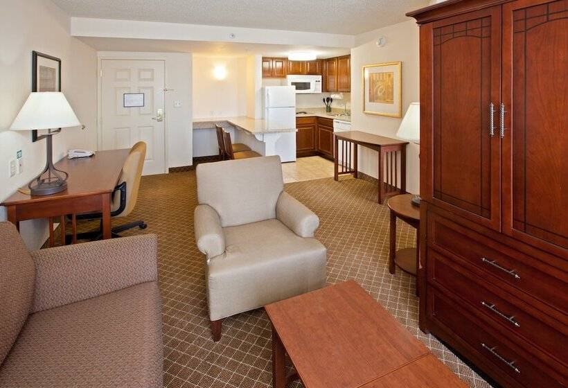 Lakosztály, Staybridge Suites Indianapolis Airport, An Ihg