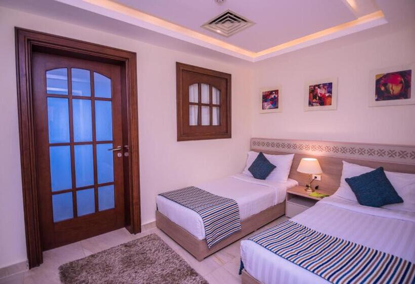 اتاق لوکس خانوادگی, Concorde Moreen Beach Resort